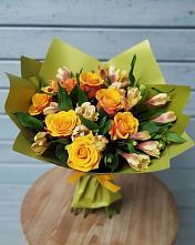 Букет цветов из:  Альстромерии и Розы в Пригорске