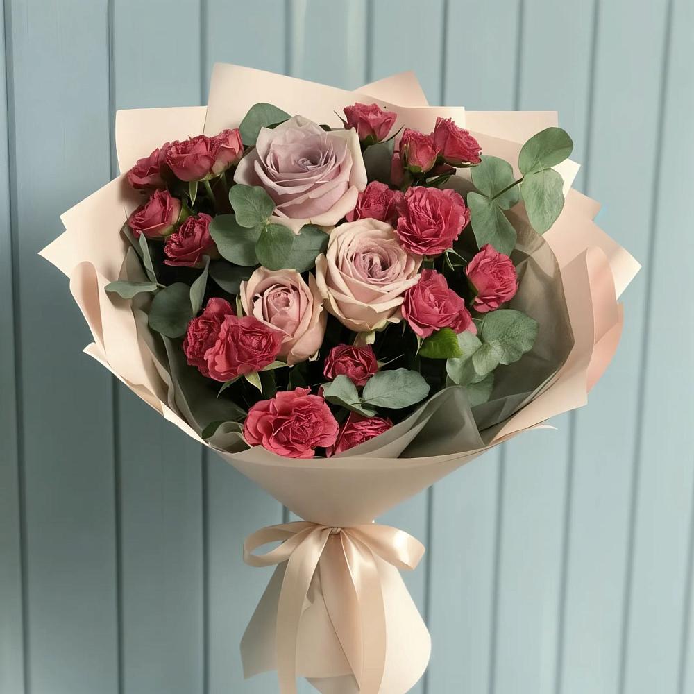 Букет цветов из: Гвоздики и Розы в Пригорске