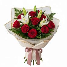 Букет цветов из:  Лилии и Розы в Пригорске