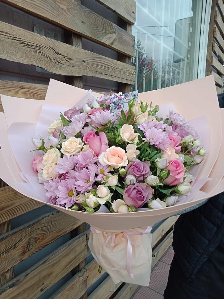 Букет цветов из: Розы и Хризантемы в Пригорске