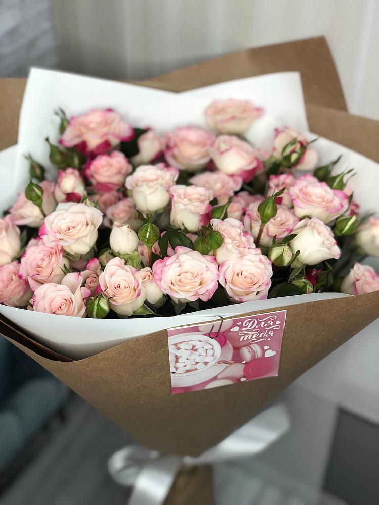 Букет цветов из: Розы в Пригорске