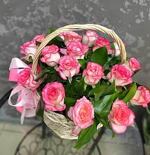 Цветочная композиция из Розы в корзине в Пригорске