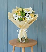 Букет цветов из:  Хризантемы и Розы #REPLACE_PRED# Пригорске