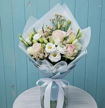Букет цветов из:  Розы и Лизиантусы в Пригорске