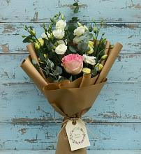 Букет цветов из:  Розы и Лизиантусы в Пригорске