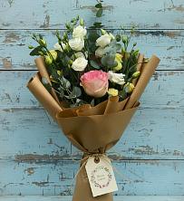 Букет цветов из:  Розы и Лизиантусы в Пригорске