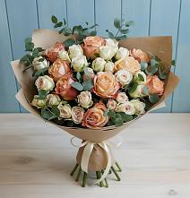 Букет цветов из:  Альстромерии и Розы #REPLACE_PRED# Пригорске